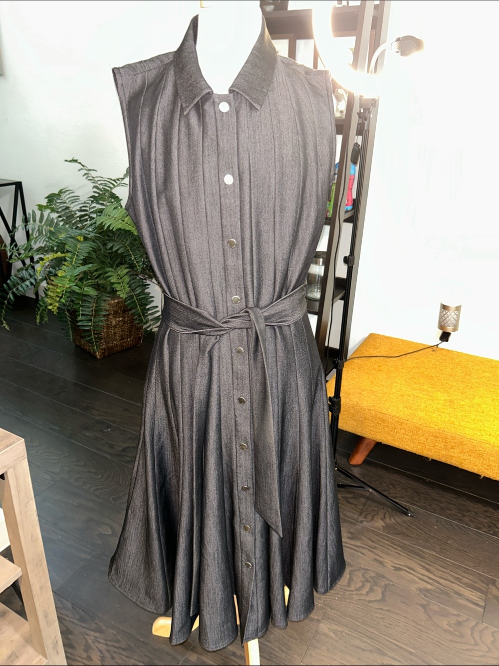 Calvin Klein Sleeveless Button-Front Midi Dress - Charcoal Gray
